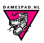 Tekening van roze wandelschoenen, logo Damespad